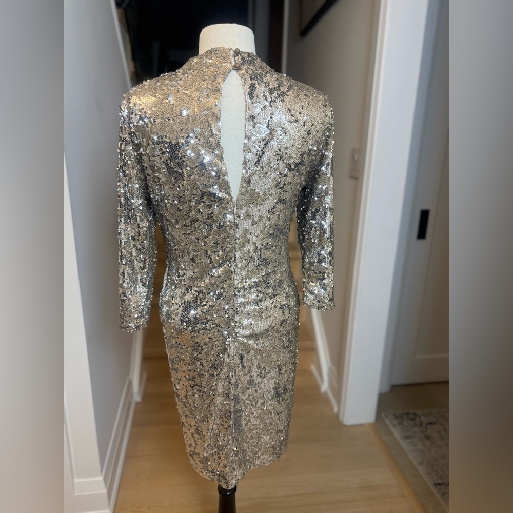 TFNC London Metallic Silver Beige Sequin Bodycon Dress – Size M - Picture 4 of 8